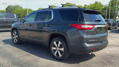 Graphite Metallic 2018 Chevrolet Traverse LT Leather