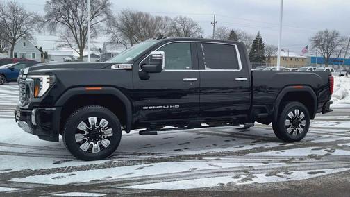 2024 GMC Sierra 2500 Denali