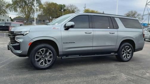 2023 Chevrolet Suburban 4WD Z71