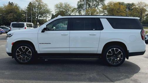 2021 Chevrolet Suburban RST