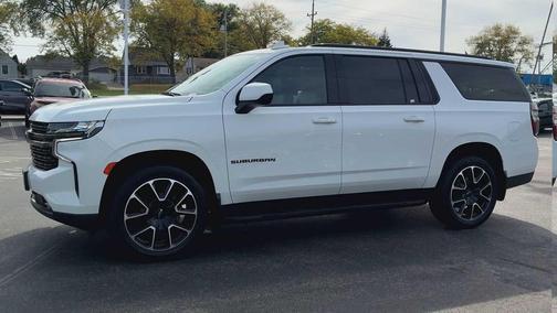 2021 Chevrolet Suburban RST