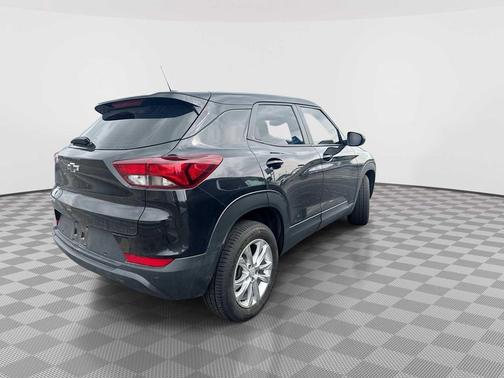Mosaic Black Metallic 2021 Chevrolet Trailblazer LS