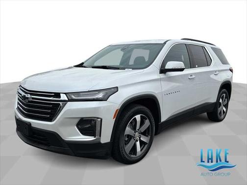 2022 Chevrolet Traverse LT Leather