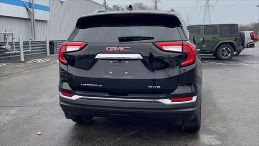 2022 GMC Terrain SLT