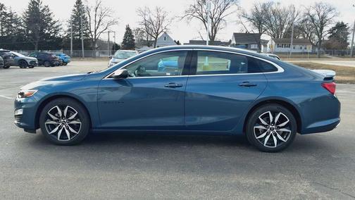 2025 Chevrolet Malibu FWD RS