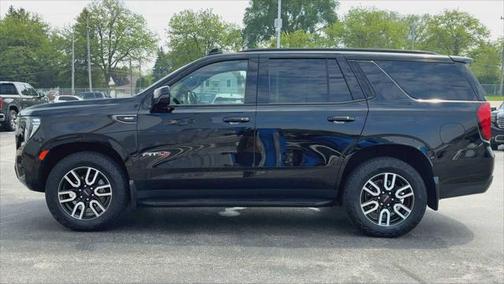 2023 GMC Yukon 4WD AT4