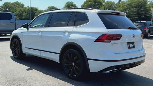 2021 Volkswagen Tiguan 2.0T SE R-Line Black