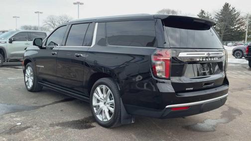 2024 Chevrolet Suburban 4WD High Country