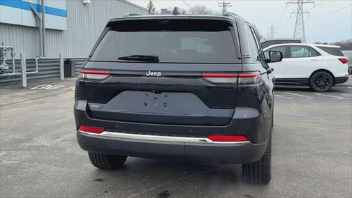 2022 Jeep Grand Cherokee 4xe Base