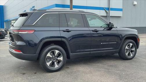 2022 Jeep Grand Cherokee 4xe Base