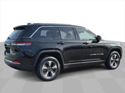 2022 Jeep Grand Cherokee 4xe Base
