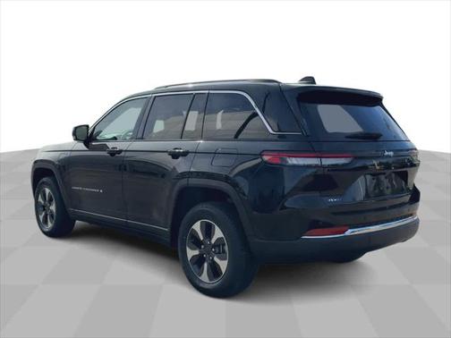 2022 Jeep Grand Cherokee 4xe Base