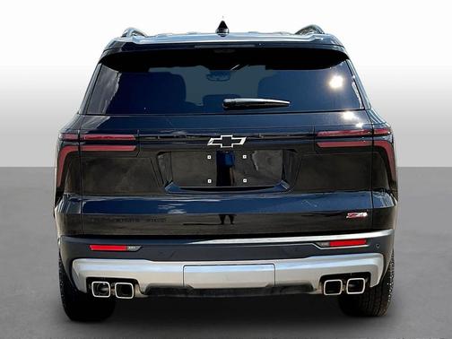 Mosaic Black Metallic 2026 Chevrolet Traverse Z71