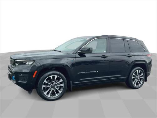 2022 Jeep Grand Cherokee 4xe Overland