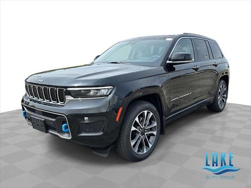 2022 Jeep Grand Cherokee 4xe Overland