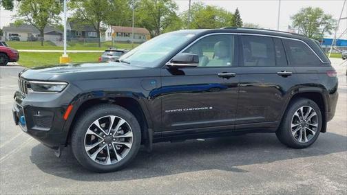 2022 Jeep Grand Cherokee 4xe Overland
