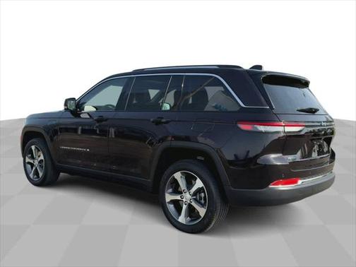 2022 Jeep Grand Cherokee 4xe Base