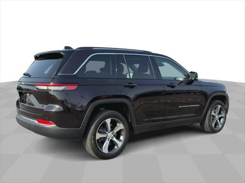 2022 Jeep Grand Cherokee 4xe Base