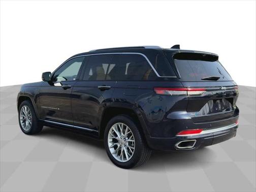 2022 Jeep Grand Cherokee 4xe Summit