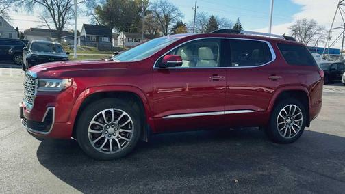 2023 GMC Acadia Denali