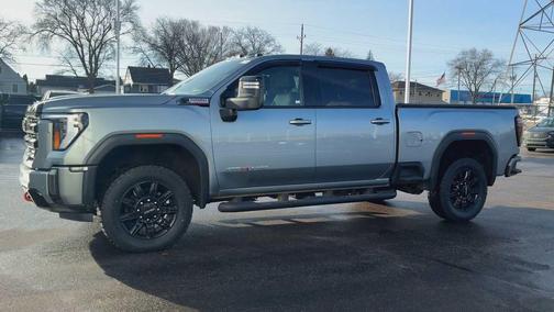 2024 GMC Sierra 2500 AT4