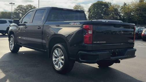 2022 Chevrolet Silverado 1500 Custom
