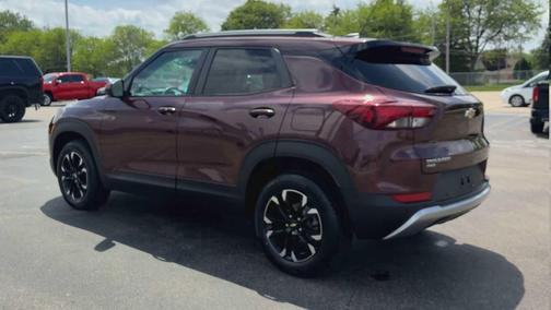 Mahogany Red Metallic 2022 Chevrolet Trailblazer LT