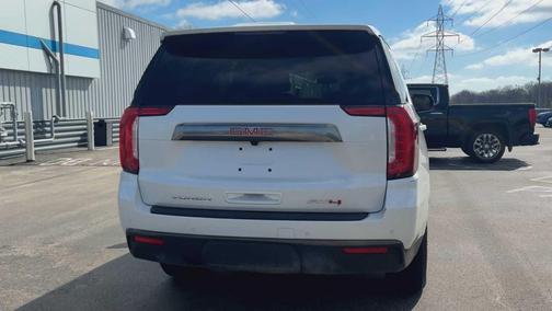WHITE 2021 GMC Yukon AT4