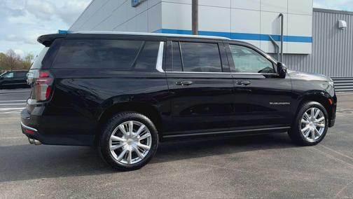 Black 2021 Chevrolet Suburban 4WD High Country