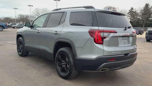 2023 GMC Acadia AT4