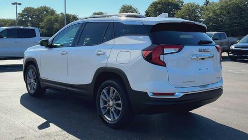 2023 GMC Terrain SLT