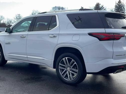 2022 Chevrolet Traverse High Country