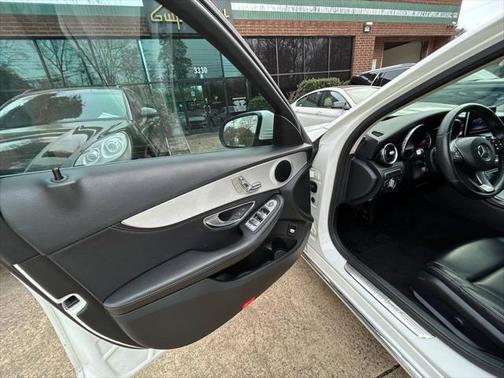 2015 Mercedes-Benz C-Class C 300 4MATIC AWD 4dr Sedan