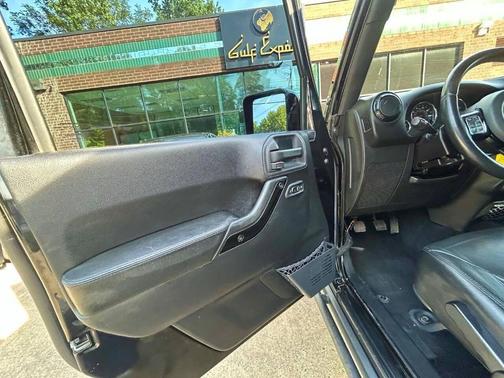 Black 2015 Jeep Wrangler Unlimited Altitude