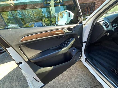 2017 Audi Q5 2.0T Premium Plus