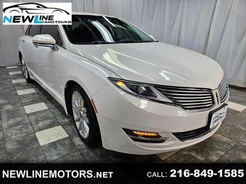 2016 Lincoln MKZ Base