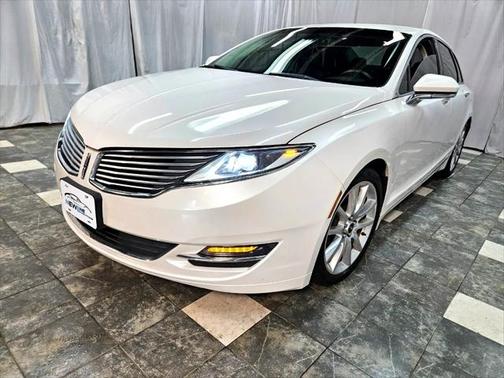 2016 Lincoln MKZ Base