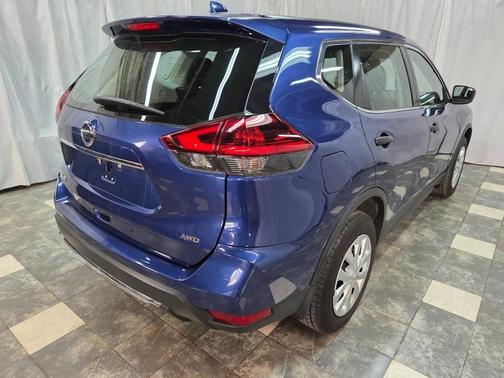 Caspian Blue Metallic 2019 Nissan Rogue S