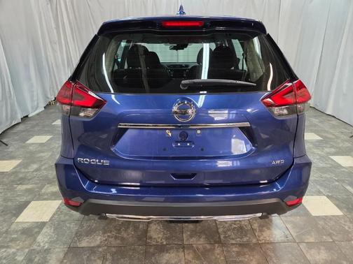 Caspian Blue Metallic 2019 Nissan Rogue S