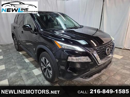 Super Black 2021 Nissan Rogue SV