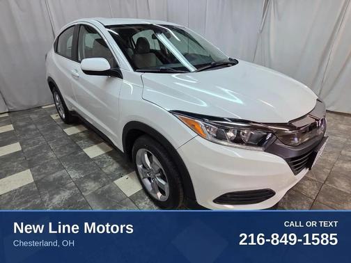 Platinum White Pearl 2022 Honda HR-V LX