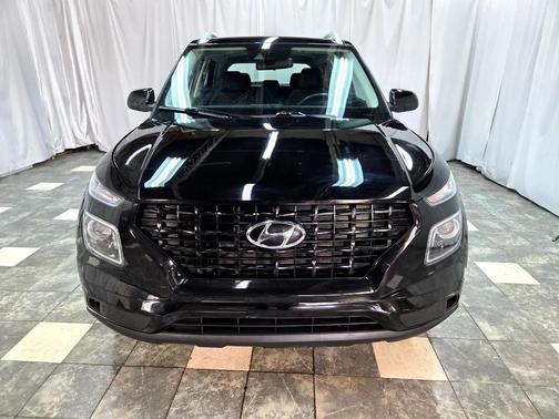 2022 Hyundai VENUE SEL
