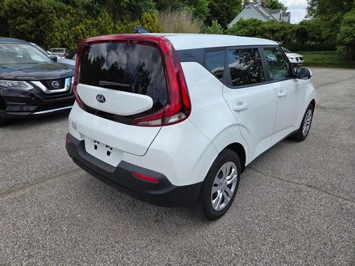 Snow White Pearl 2021 Kia Soul LX