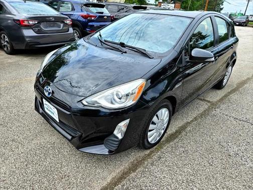 2016 Toyota Prius c Four