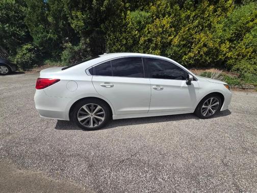 Pearl White 2015 Subaru Legacy Limited