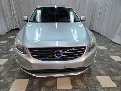 2015 Volvo XC60 T6 Premier Plus
