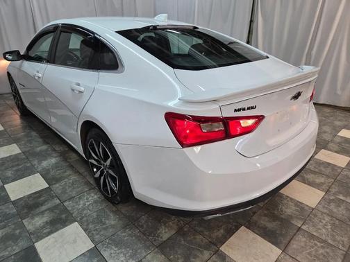 Summit White 2021 Chevrolet Malibu FWD RS