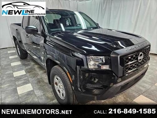 2022 Nissan Frontier S