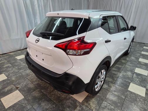 2020 Nissan Kicks S