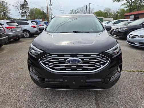 Agate Black Metallic 2022 Ford Edge SEL